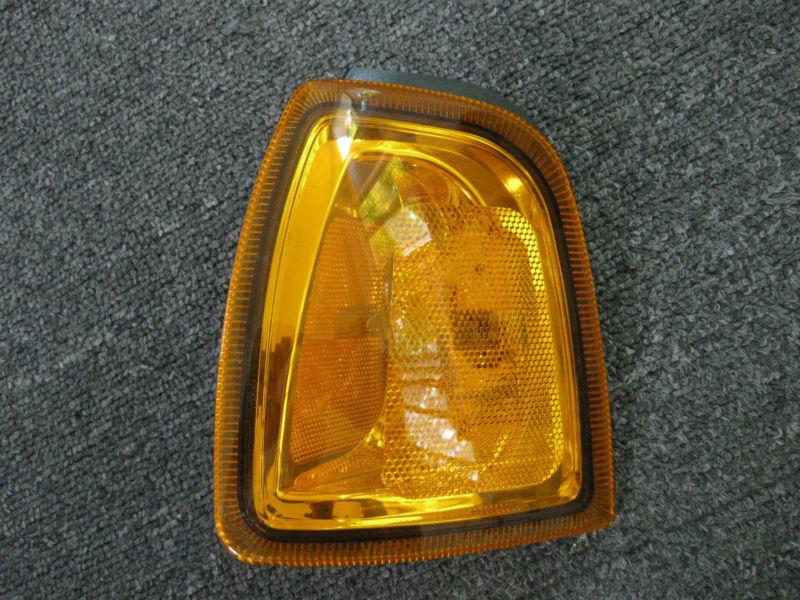 2001-2005 ford ranger left side marker light