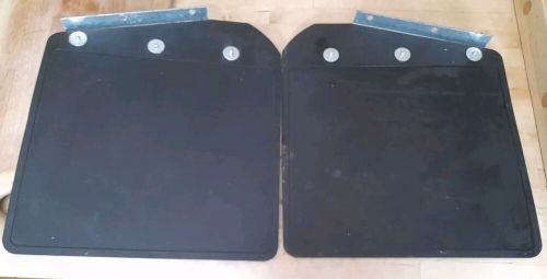 Land rover defender 90 nos front mudflaps with tailored brackets vgc