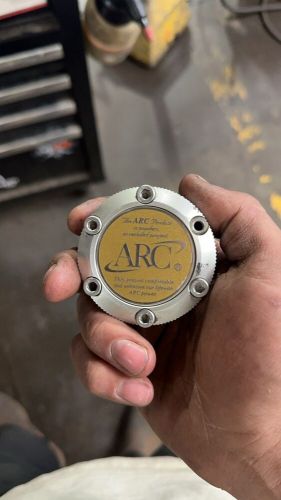 Gold arc oil cap for subaru