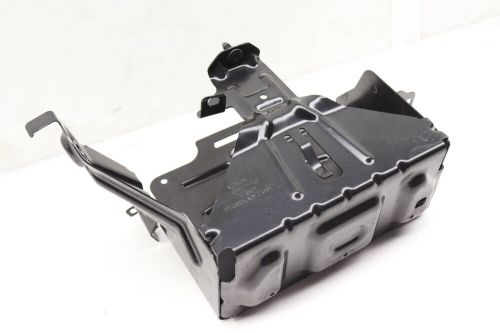 2019-2024 bmw 330i g20 - battery tray / holder 6832935