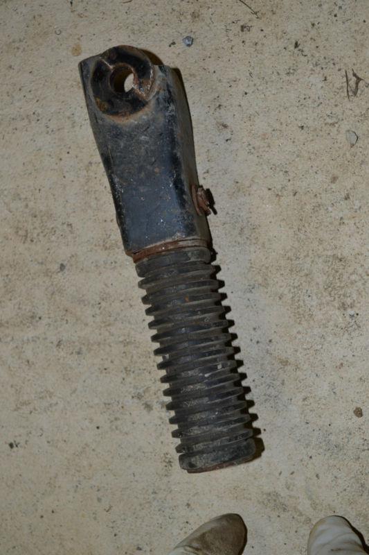 1979 honda cm185 twinstar foot peg with bracket cm 185 79 78 free shipping