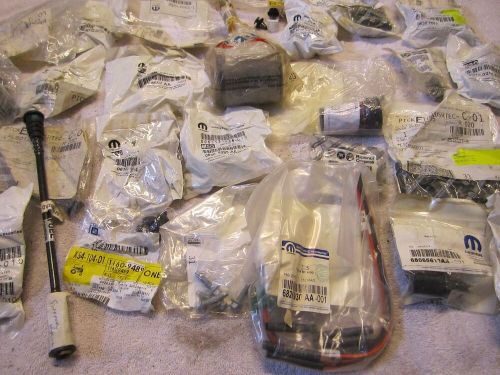 Nos vintage car parts dodge, chrysler, mopar, over 26 package parts lot # 329