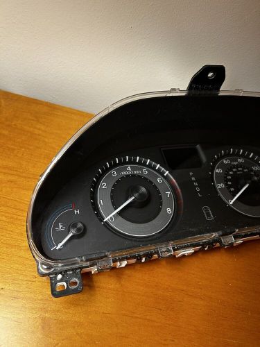 Speedometer instrument cluster panel gauges 2011 - 2013 odyssey 67,926  miles