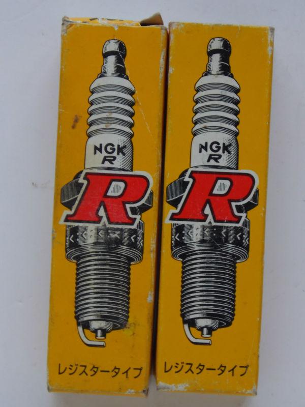 2 ngk spark plugs dr8es-l fits honda trx300ex 1993-2009 part no 2923