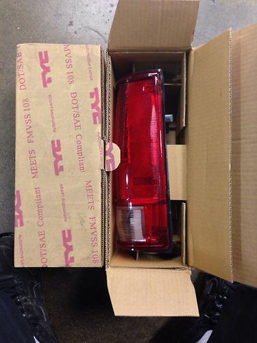 1982-93 cheverolet s-10 taillights new in box