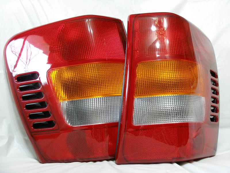 99-01 grand cherokee rear tail light tail lamp rl h one pair w/circuit board new