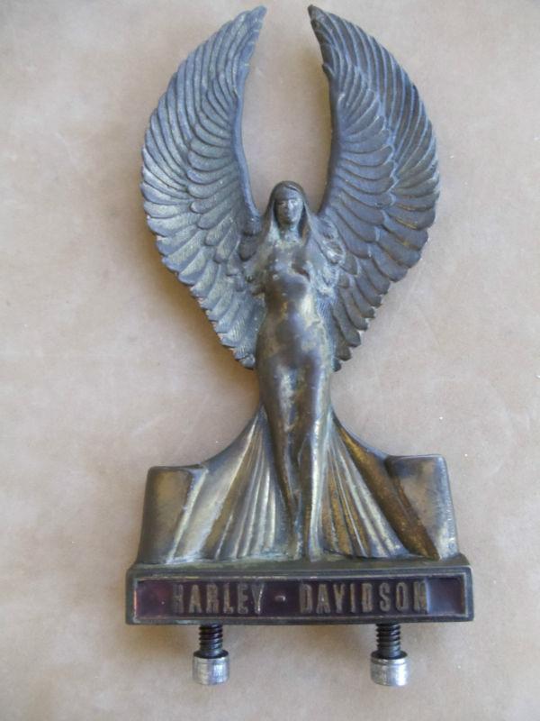 Angel sissy bar emblem vintage harley davidson nude wings art deco chopper