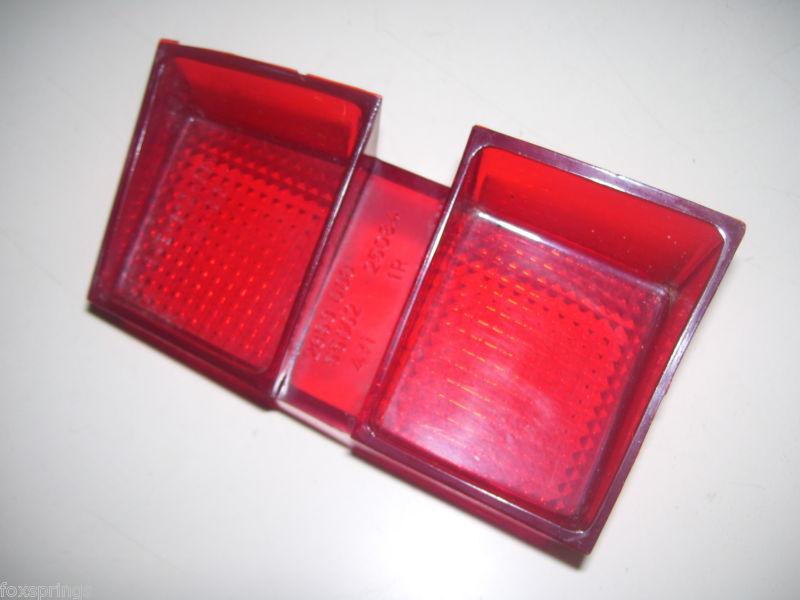 1968 plymouth valiant right tail light lens - 68v - 2853008 -  pl69