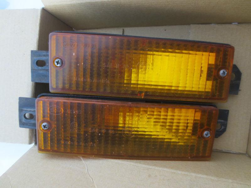 88 89 91 bmw 3-series e30 front bumper signals light oem lens pair turn pair