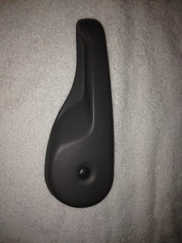 2003 buick rendezvous front drivers seat handle