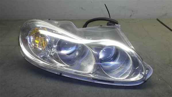 99 00 01 chrysler lhs passenger rh headlight lamp oem