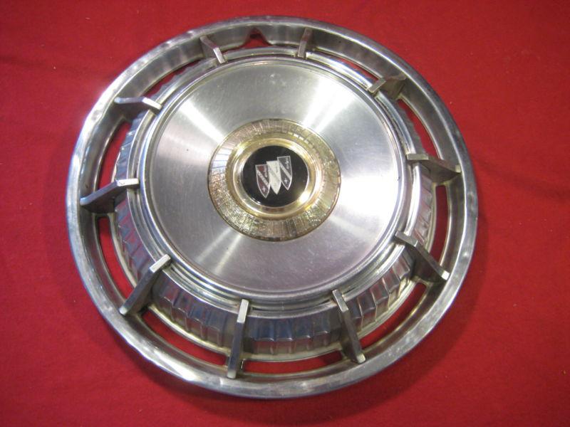 1962 buick 15" hubcap / wheel cover