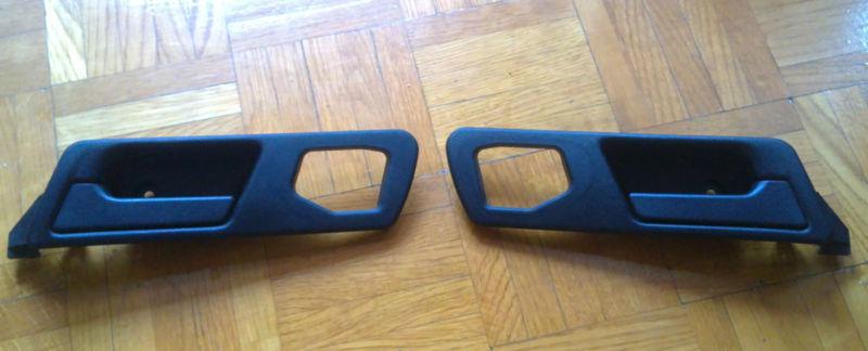 2x bmw e34 front door handle card panel frame pull surround trim left right oem