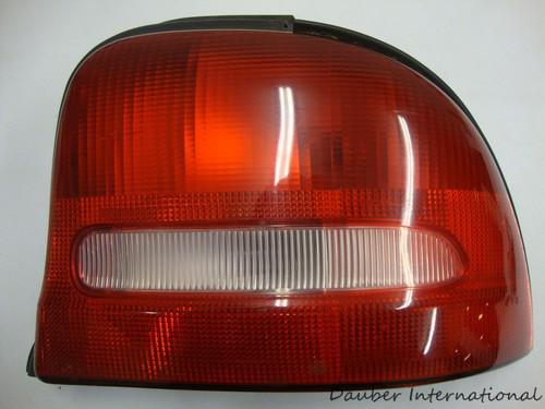 95 96 97 98 99 dodge neon passenger side tail light rh