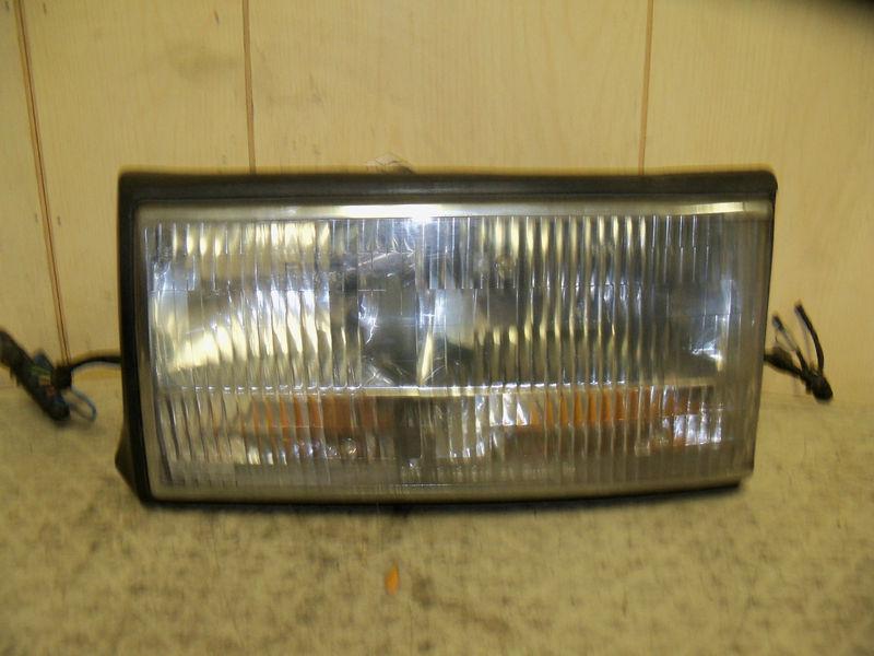 1994 95 1996 cadillac deville passengers side  headlight   right  oem