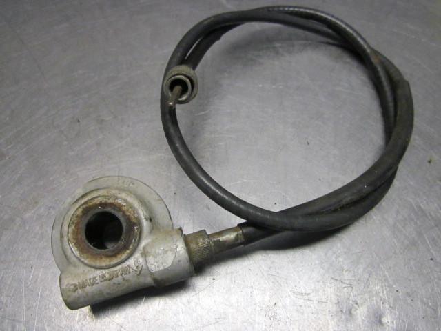 Suzuki 1974 1975 gt380 speedo speedometer drive unit front wheel cable