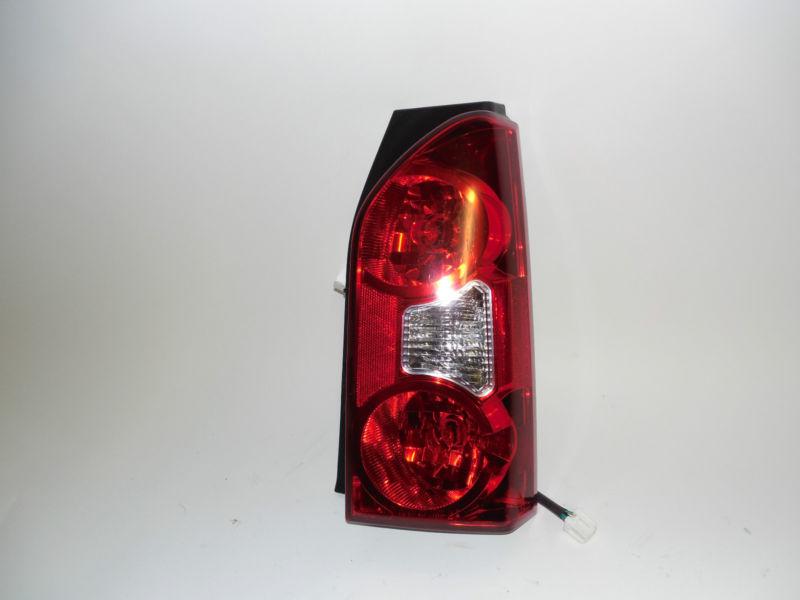 05 06 07 08 09 2010 2011 2012 nissan xterra oem right tail light nice!