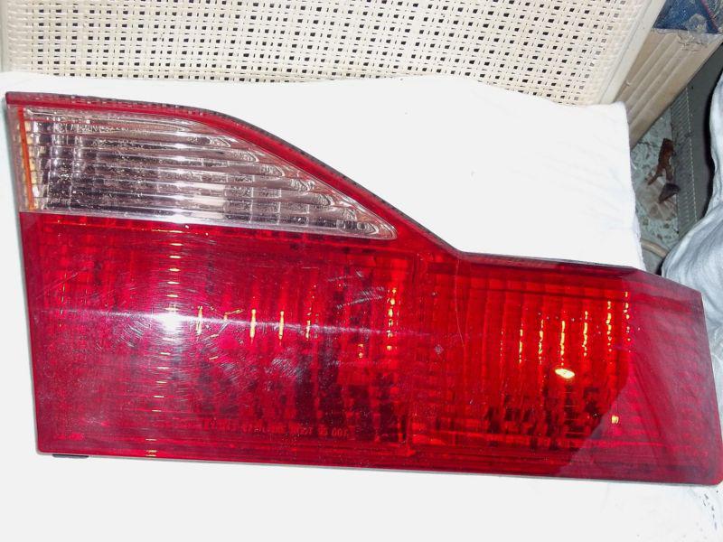 Accord 98 - 01 back tail light honda 3rd light without key hole new