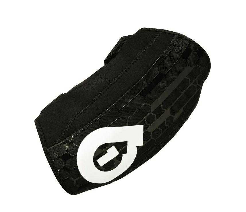 661 six six one riot elbow soft shell pads black