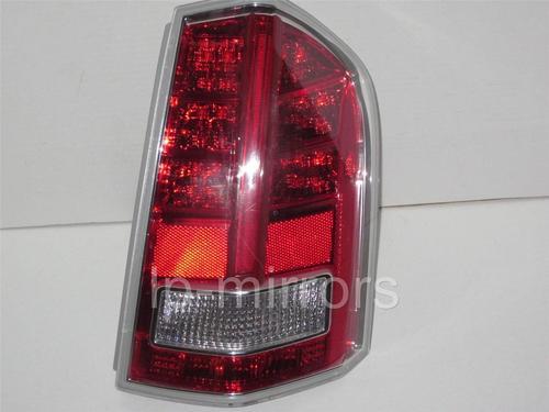 2011 2012 chrysler 300 passenger side right led tail light