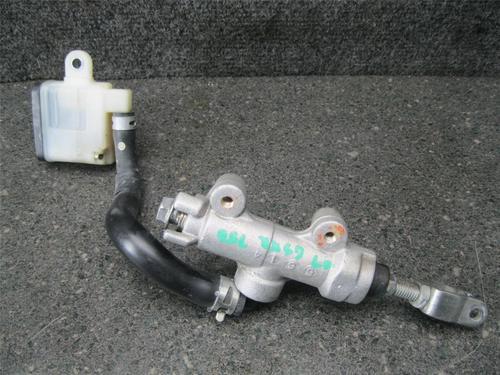 07 suzuki gsxr gsx-r 750 rear brake master cylinder 70h