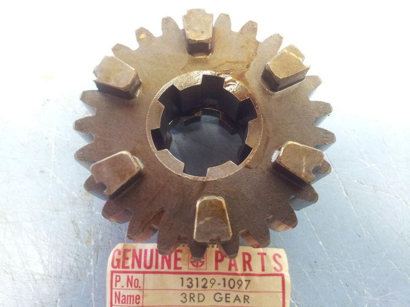 Kawasaki kz1300 z 1300 1979-1981 3rd drive gear 13129-1097 nos