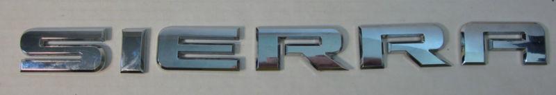 Gmc truck tailgate & door emblem logo chrome plastic used sierra 