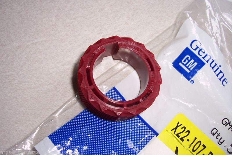 Nos gm 67 68 69 70 71-89 th350bop 7oor4 17 t drive gear with clip !