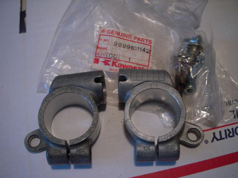 1989 zx750 ninja oem nos kawasaki handlebar bar set clamp 99996-1142