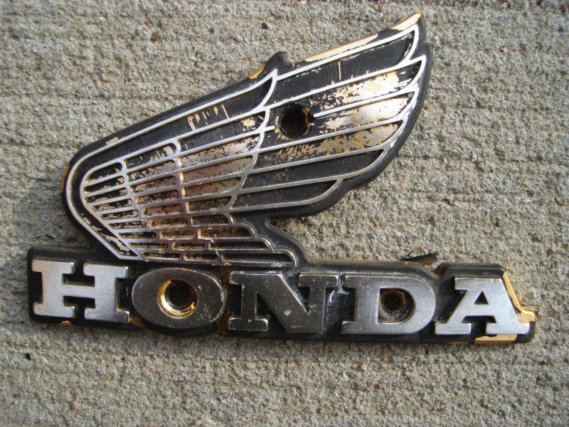 1982 honda cb 450 sc gas fuel tank badge,...left