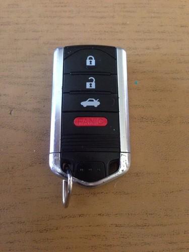 Acura remote key (keyless entry)