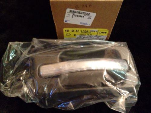  2003-2009 hummer h2 right rear outside chrome door handle new oem gm 25845865