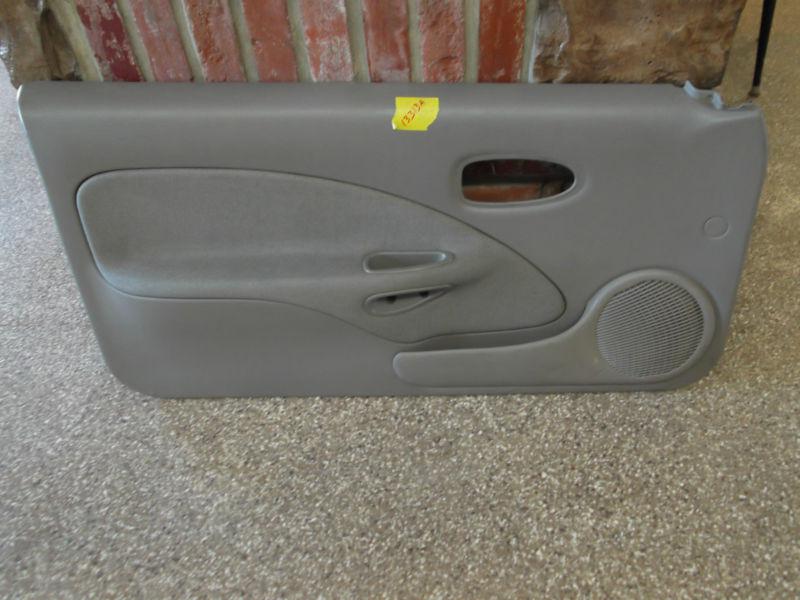 01 02 saturn s series - door panel - driver front - interior trim - 113