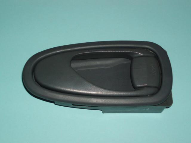 Daewoo leganza  inside door gray  handle front right door free s/h