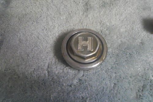 Vintage hupmobile hubcap screw on style old car parts nice condition