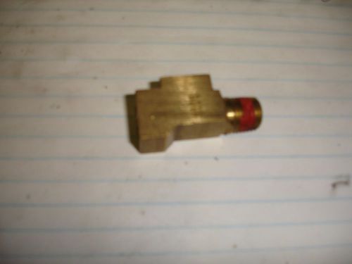 V-71/92 detroit diesel r106 restricted tee fitting.. part # 8925027