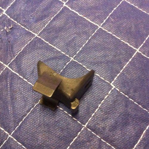 1991-1995 toyota mr2 gas lid plastic clip