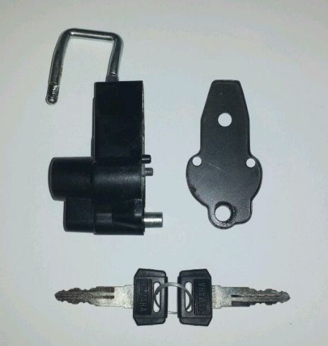 Yamaha seat lock assembly with keys 4m4-24705; 1981-83 xs650