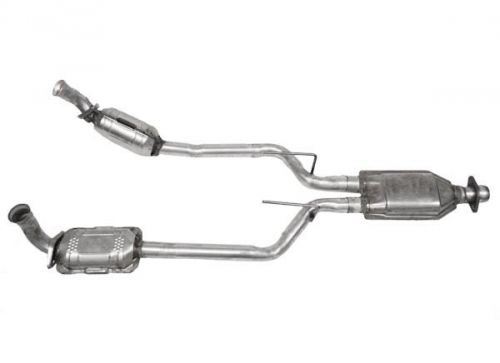 Eastern direct fit catalytic converter 30322