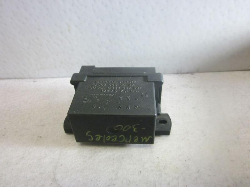 1983 mercedes 300sd diesel glow plug relay 0025450632 oem *p39