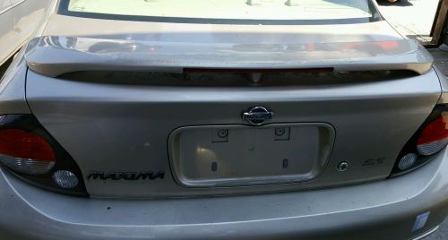 Nissan maxima trunk spoiler