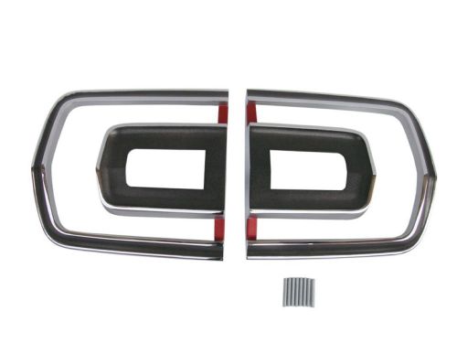 Pg classic 165-68gtxset mopar 1968 plymouth gtx taillight bezel set