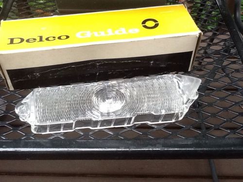 Buick skylark special gs abc 1968-69 nos gm parking lamp 5958798