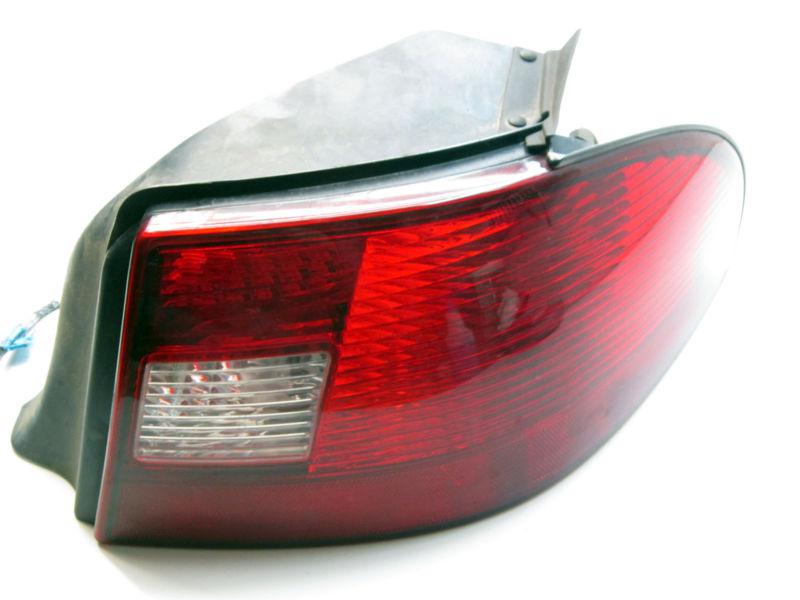 Oem 2001 2002 2003 mercury sable passenger side rear brake tail light lamp