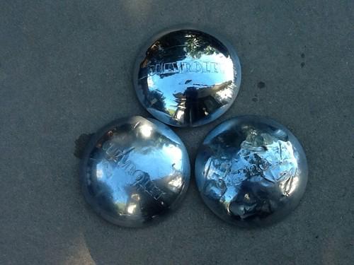 Chevrolet truck hubcaps, 3/4 ton 1947,48,49,50,51,52,53