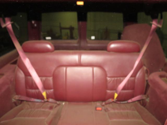 1999 chevy suburban 1500 rear seat belt & retractor only 3rd row left maroon