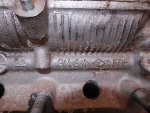 9464fdp cylinder head of engine / 5013 for renault 19 1.8 16v-