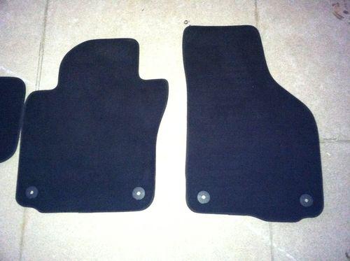 Vw jetta mk5 jetta sport wagon oem floor mats round clips 2005 - 2012