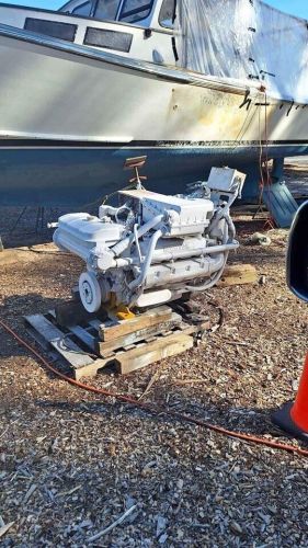 Caterpillar (cat) 3208 turbo  diesel engine 435 hp marine diesel engine