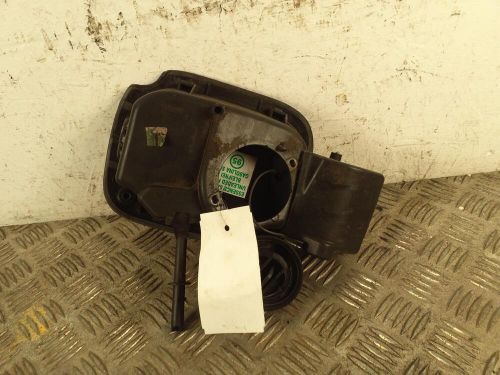 Renault clio 3 2005-2013 fuel filler flap hatchback 8200290088